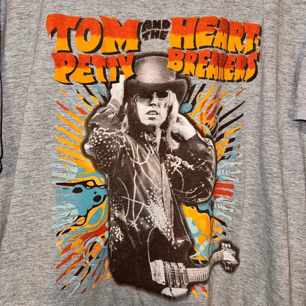 tom petty band tee 🎶 - Picture 1 of 4